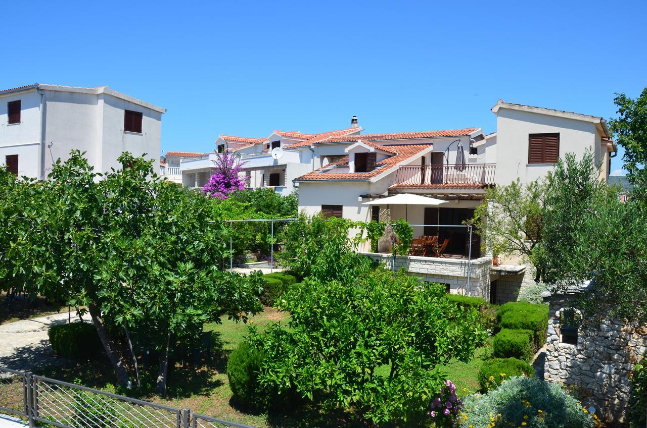 Apartments Dara Rogoznica  Exterior foto